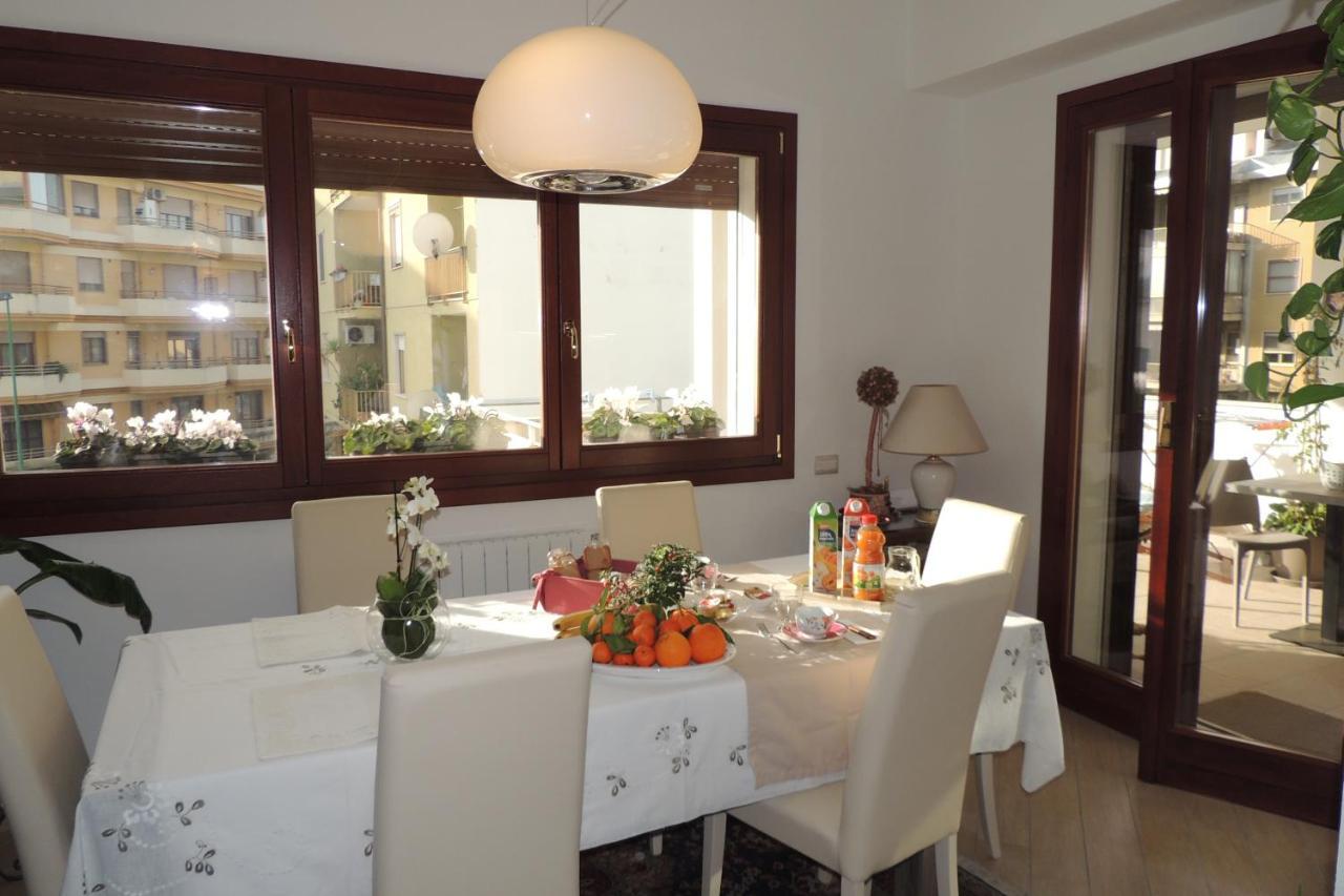 La Terrazza Bed & Breakfast Ористано Екстериор снимка